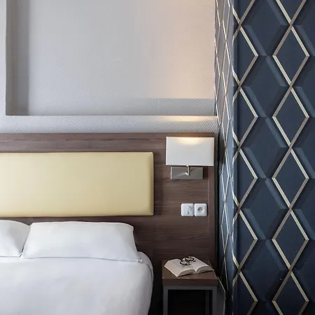 Ambassadeur Hotel