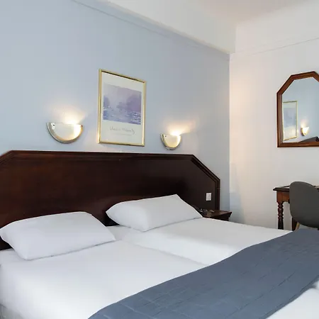 Ambassadeur Hotel