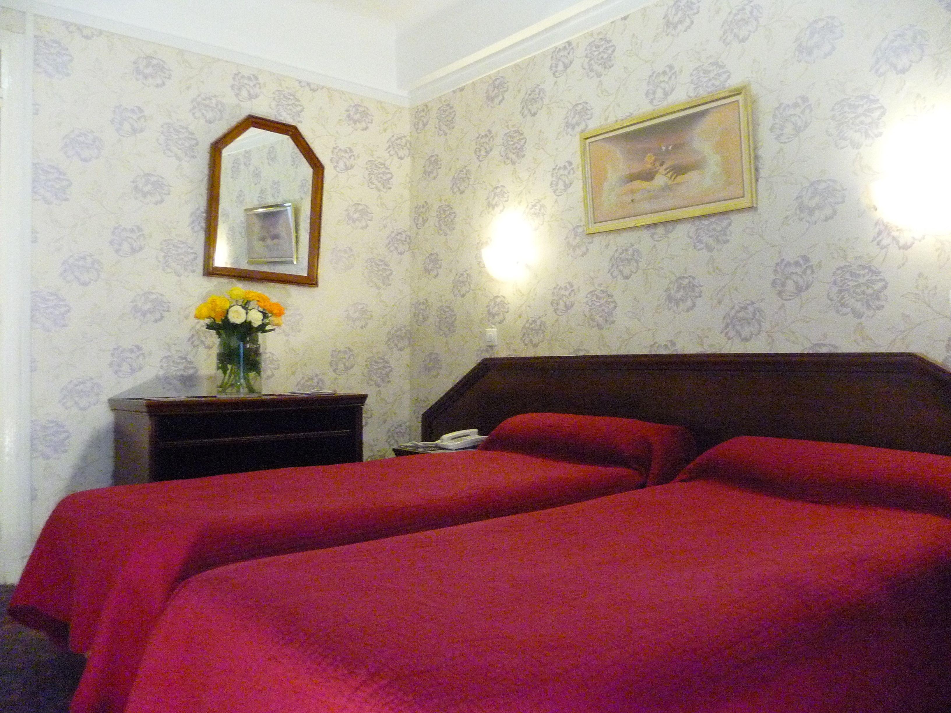 Ambassadeur 3* Parigi