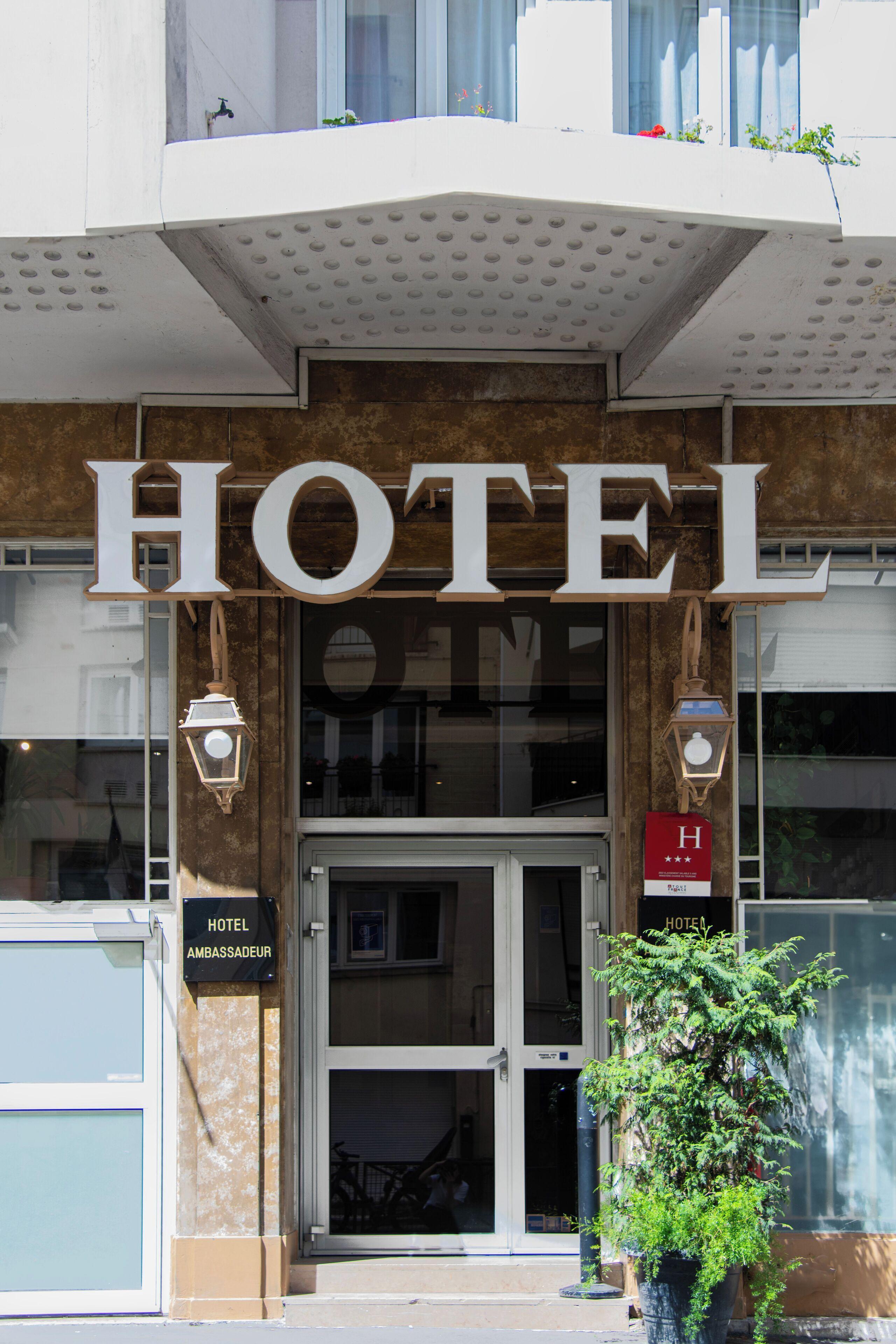 Ambassadeur Hotel Parigi