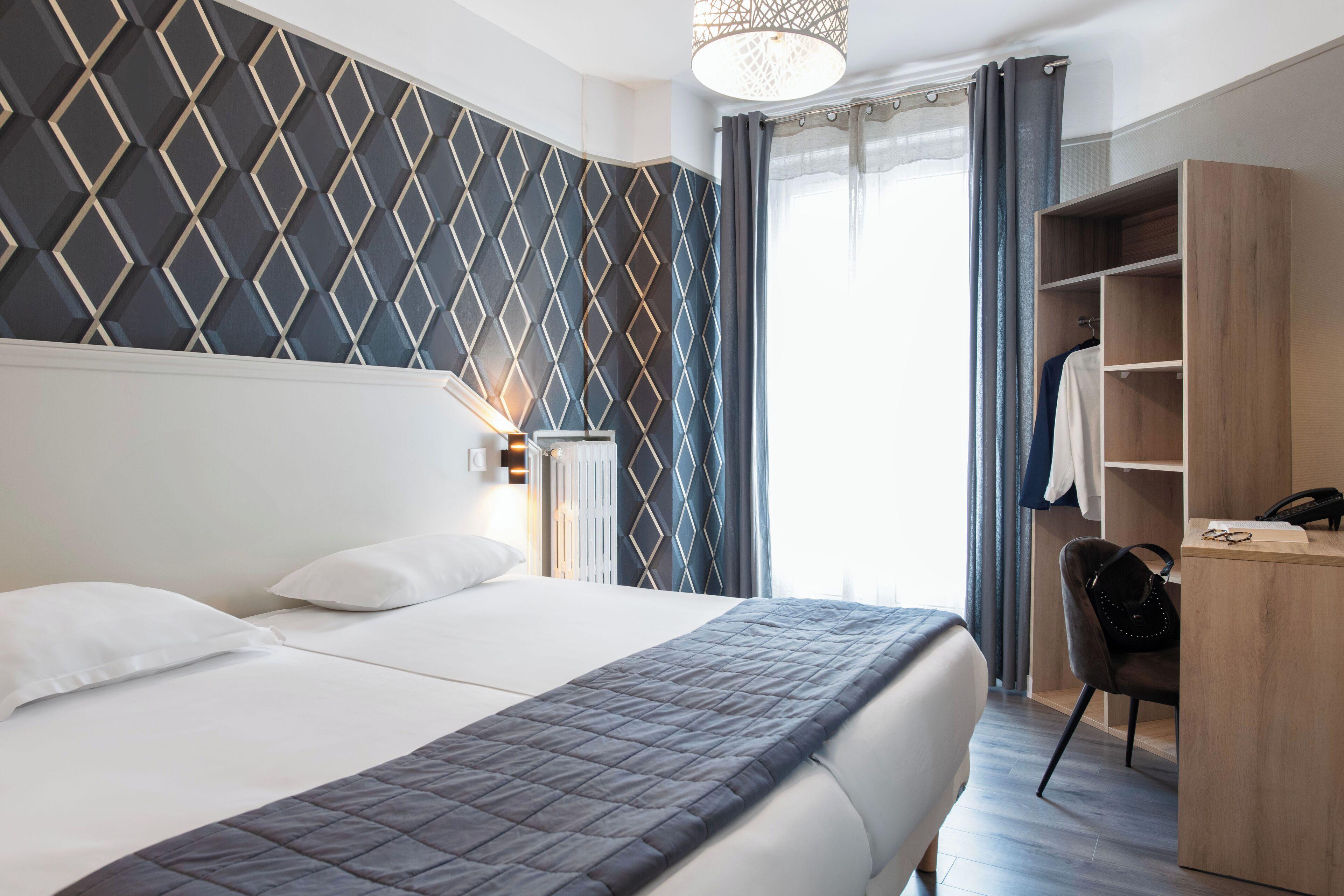 Ambassadeur 3* Parigi