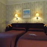 Ambassadeur Hotel 3*
